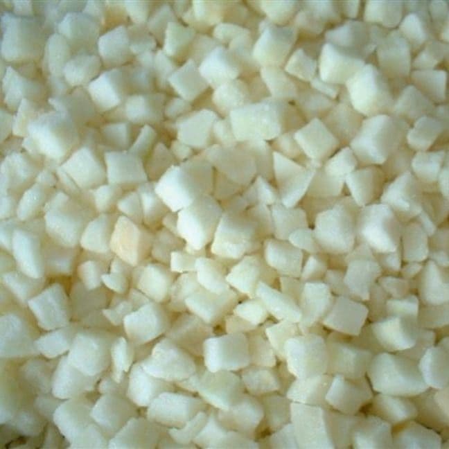 Pear pieces IQF (10x10 mm) - 10 kg box